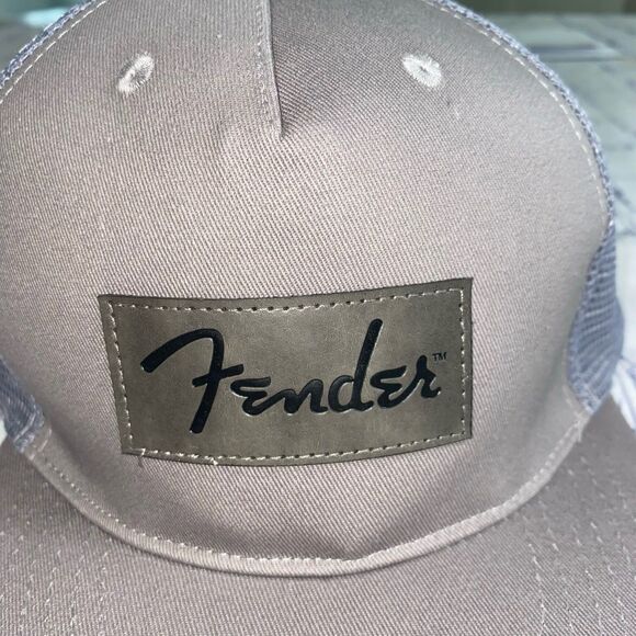 Fender Musical Instrument Corp SnapBack Gray Truckers Cap. LNWOT - Picture 10 of 10